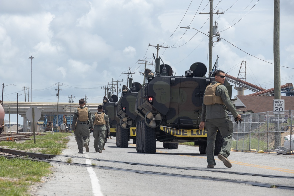 Alpha Company, 2d Assault Amphibian Battalion, 2d Marine Division Well Deck Rehearsal