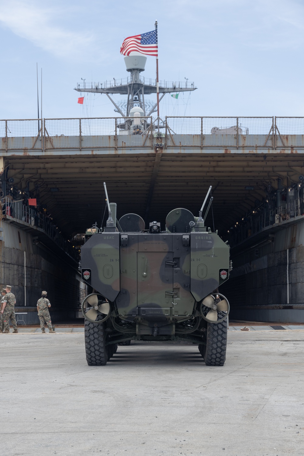 Alpha Company, 2d Assault Amphibian Battalion, 2d Marine Division Well Deck Rehearsal