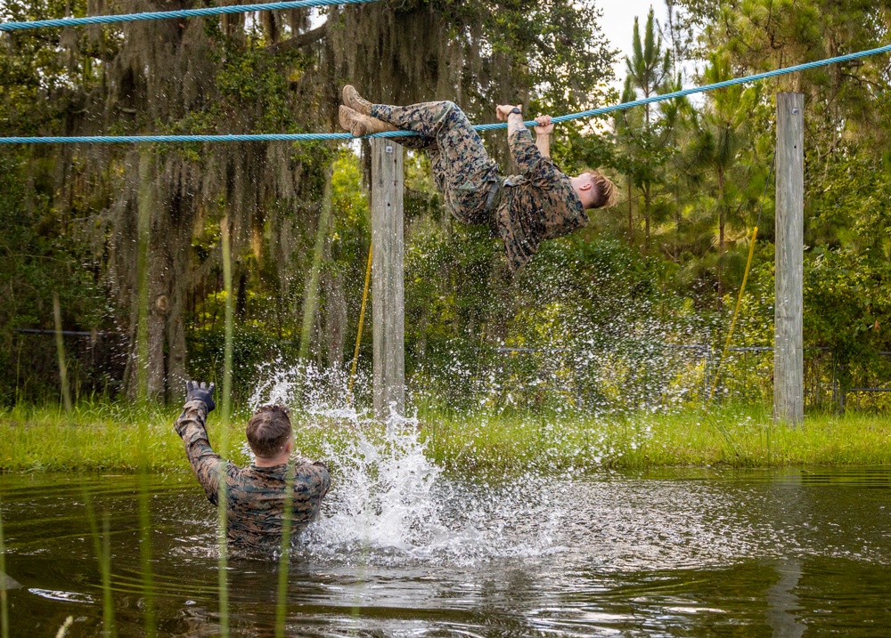 Cpls School class 6-25 conducts confidence course