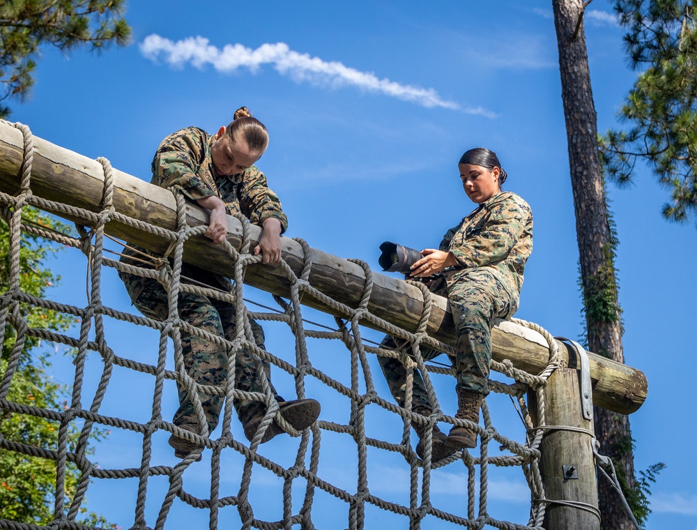 Cpls School class 6-25 conducts confidence course