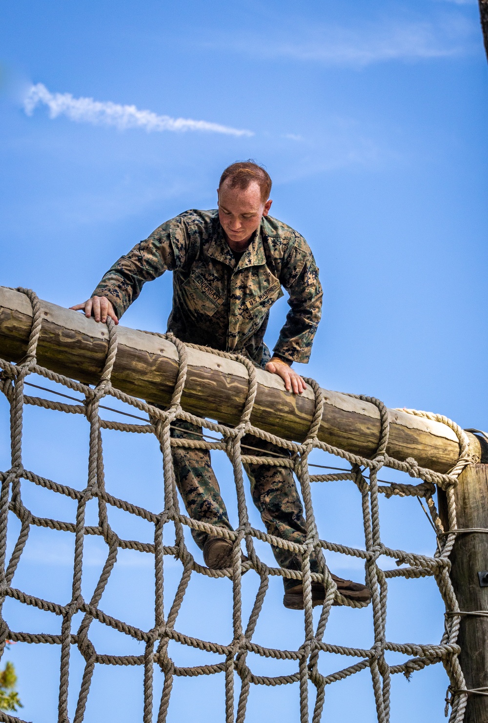 Cpls School class 6-25 conducts confidence course