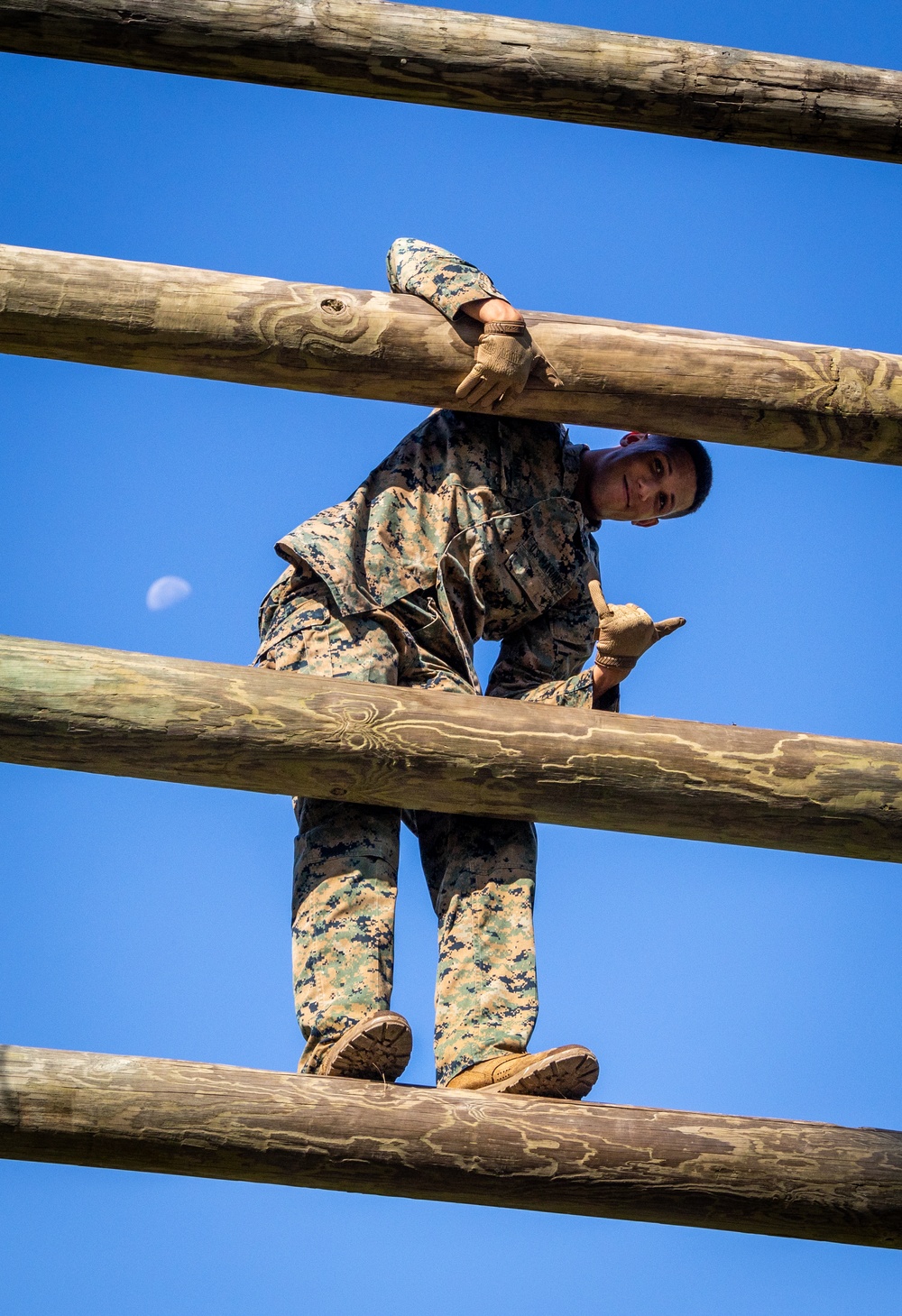 Cpls School class 6-25 conducts confidence course