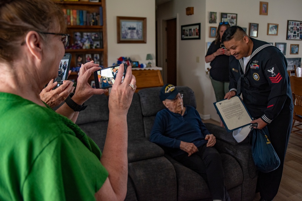 NTAG Pacific Northwest Sailor Delivers CNO Letter to WWII Veteran