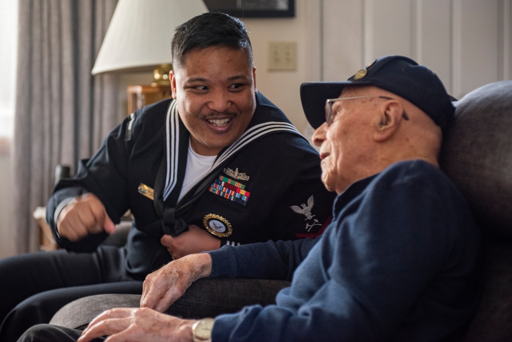 NTAG Pacific Northwest Sailor Delivers CNO Letter to WWII Veteran