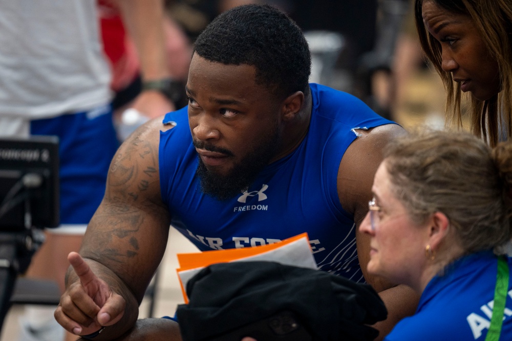 Team Air Force competes in rowing at the 2025 Warrior Games