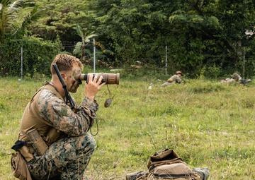 ACD 25.3: MRF-D 25.3 participates in a patrol exercise