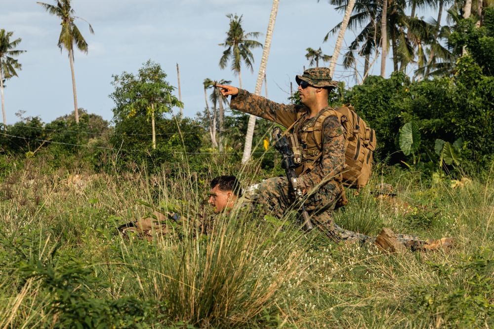 ACD 25.3: MRF-D 25.3 participates in a patrol exercise