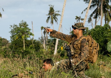 ACD 25.3: MRF-D 25.3 participates in a patrol exercise