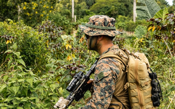 ACD 25.3: MRF-D 25.3 participates in a patrol exercise