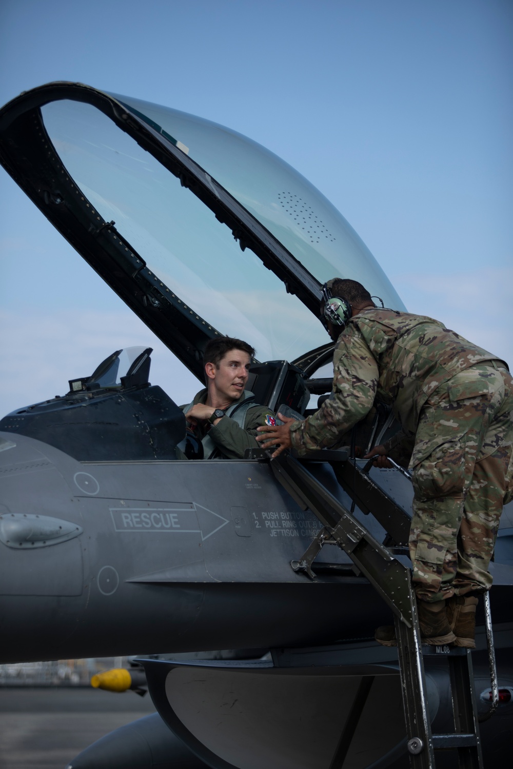 U.S. Air Force, U.S. Marine Corps and Japanese Air Self Defense Force conduct refueling exercise.