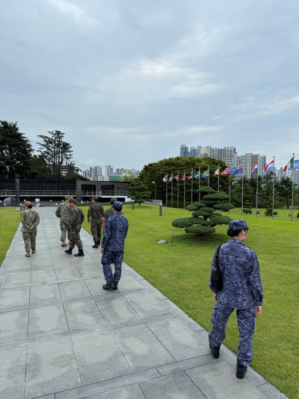 CNFK, ROKN, JMSDF Officers complete Trilateral Junior Officer Exchange in Korea