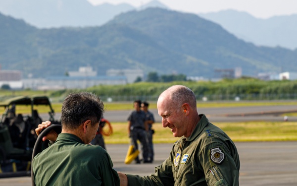 Lt. Gen. Stephen Jost, Commander, U.S. Forces Japan, visits MCAS Iwakuni for exercise Resolute Force Pacific.