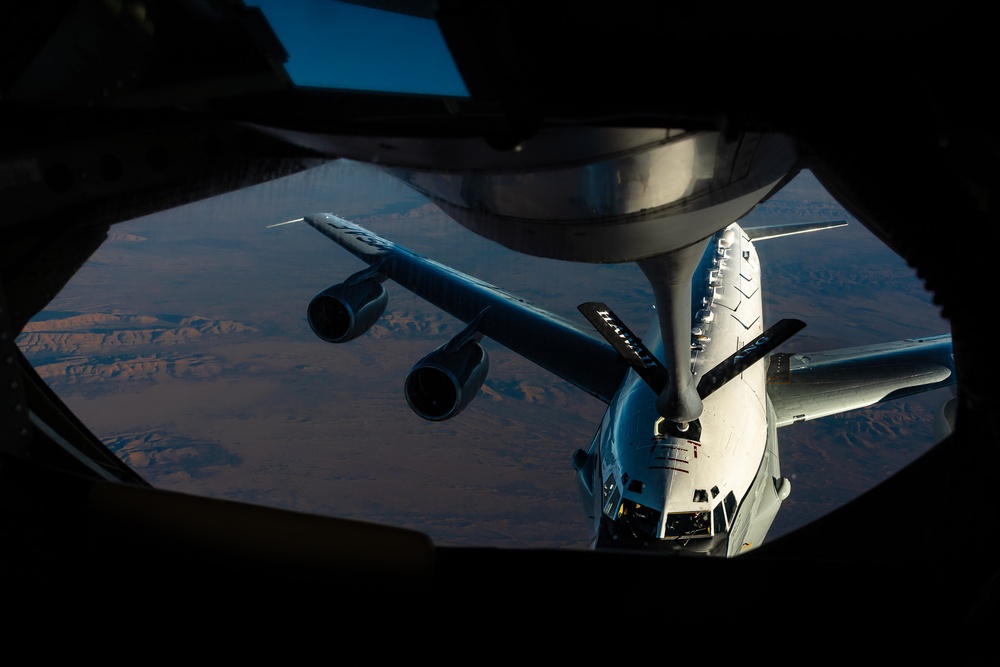 KC-135 refuels RC-135, Talisman Sabre 25