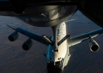 KC-135 refuels RC-135, Talisman Sabre 25