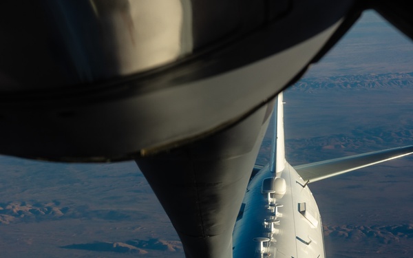 KC-135 refuels RC-135, Talisman Sabre 25