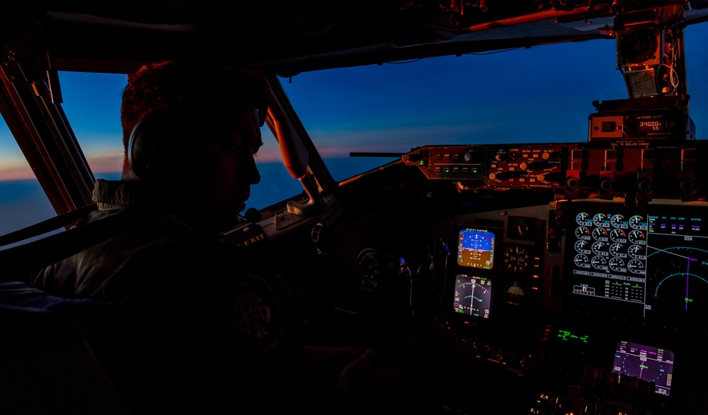 KC-135 refuels RC-135, Talisman Sabre 25