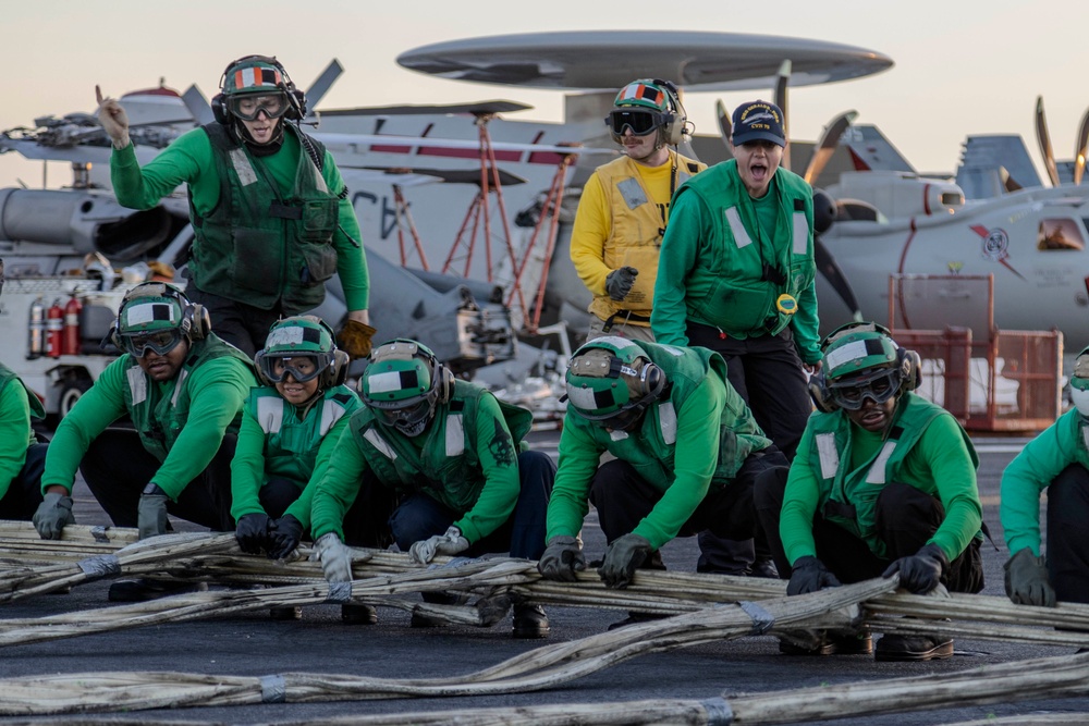 USS Gerald R. Ford (CVN 78) Conducts Flight Deck Firefighting Drills