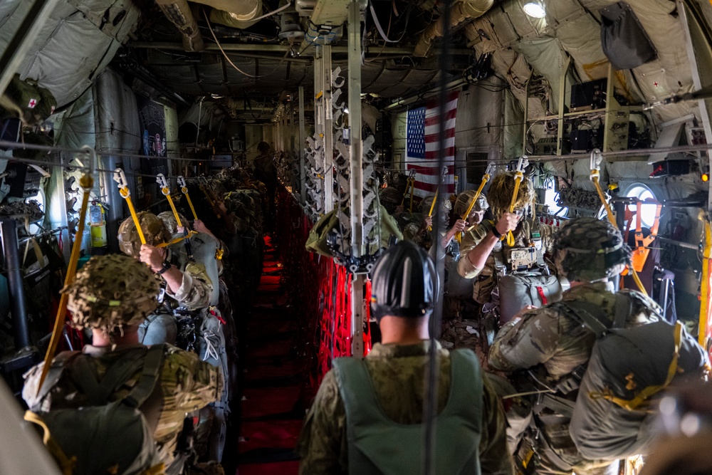 US, Turkish paratroopers launch Agile Spirit 25 with joint airborne operation