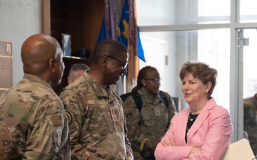 Gen. Randall Reed Visits Pease