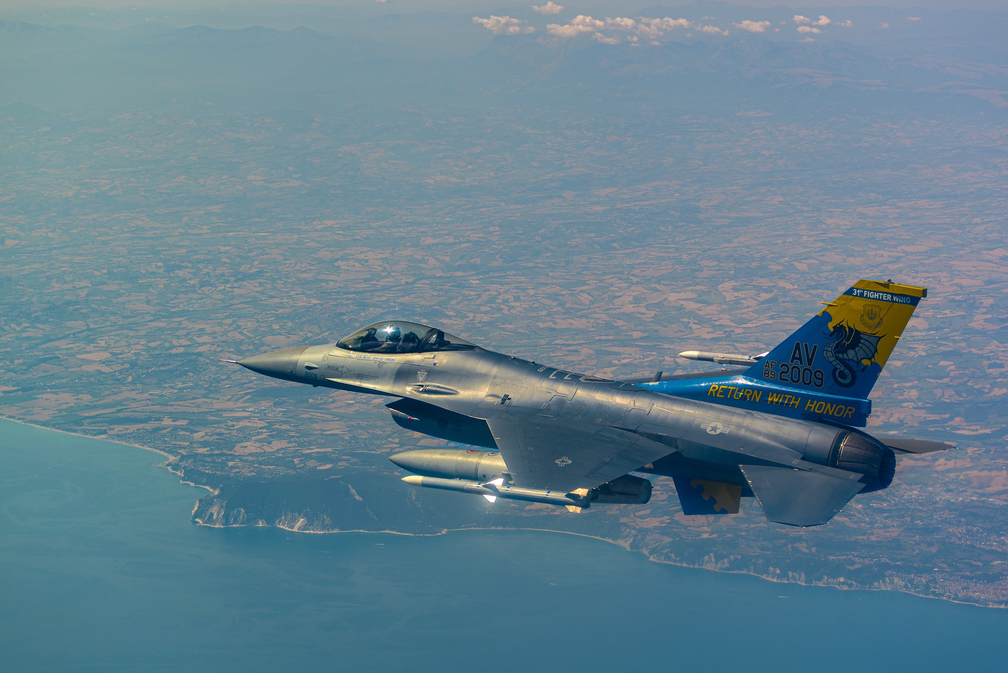 DVIDS - Images - 31st OG commander flies an F-16 [Image 5 of 8]