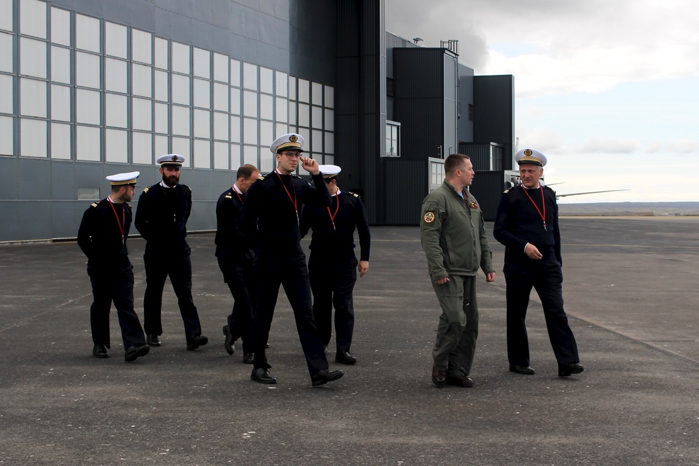 French Marine Nationale sailors visit U.S. VP Squadrons