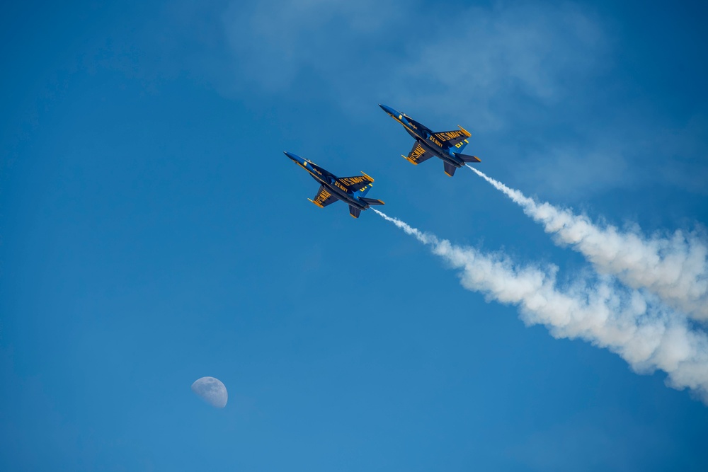 The Blue Angels’ conduct Winter Training in  El Centro