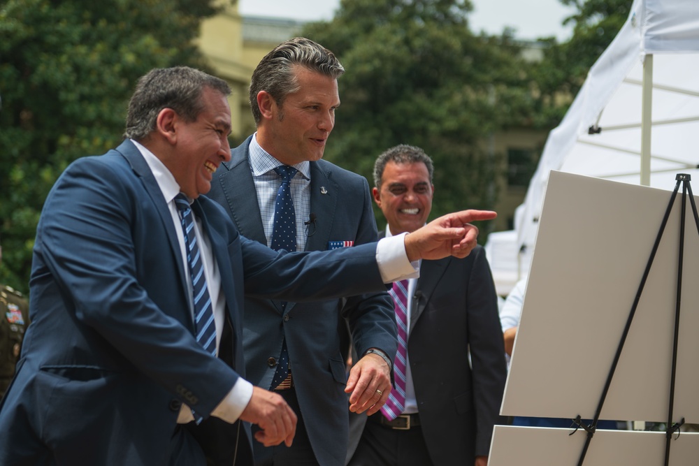 Pentagon Hosts Future-Forward Prototype Showcase