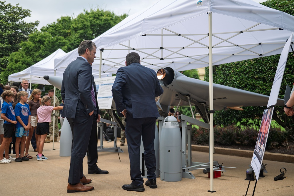 Pentagon Hosts Future-Forward Prototype Showcase