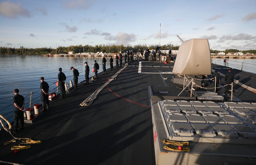 USS Millius (DDG 69) Arrives in Diego Garcia