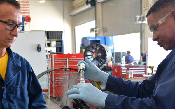 Outboard Motor Maintenance Tune-Up