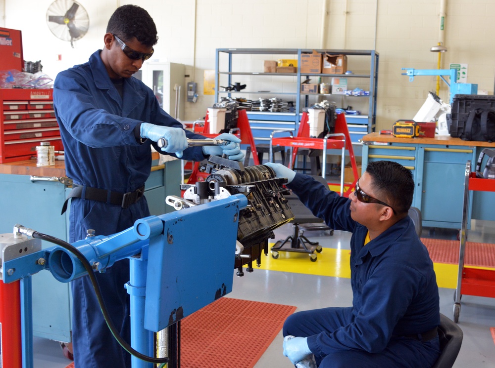 Outboard Motor Maintenance Tune-Up