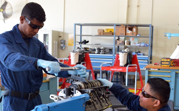 Outboard Motor Maintenance Tune-Up