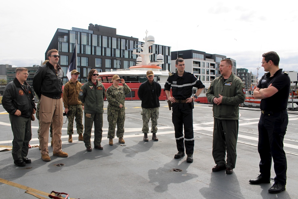 U.S. Navy Sailors visit the Fremm Normandie (D651)