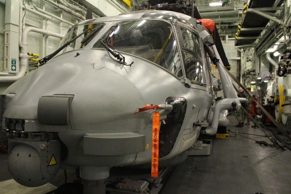U.S. Navy Sailors visit the Fremm Normandie (D651)