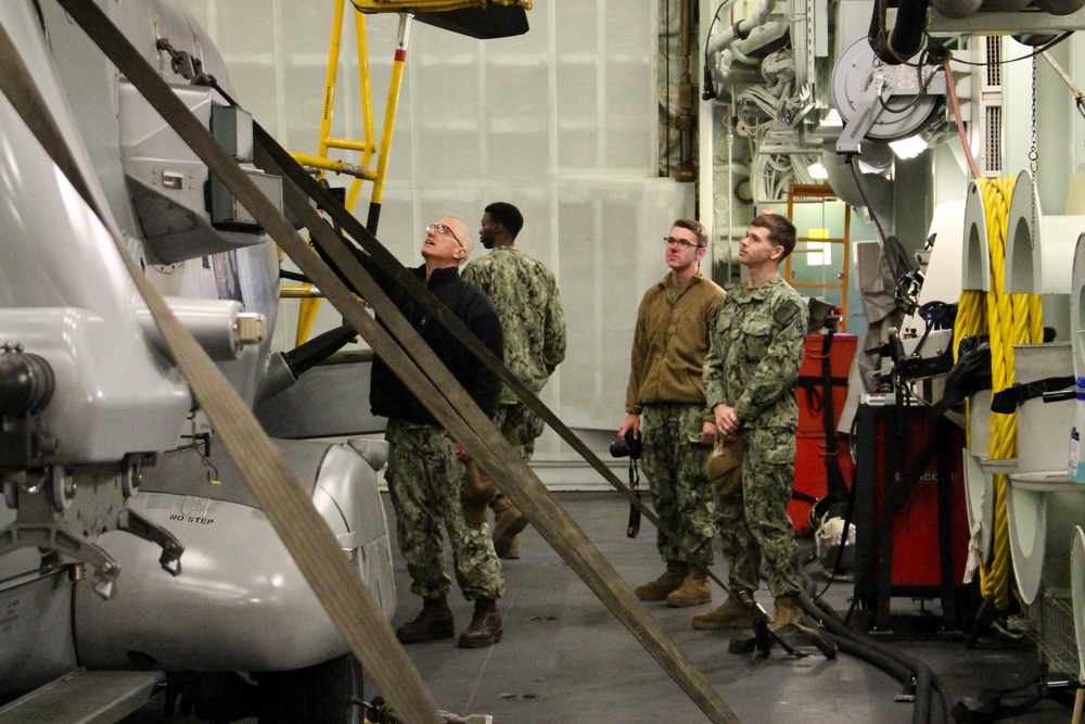 U.S. Navy Sailors visit the Fremm Normandie (D651)