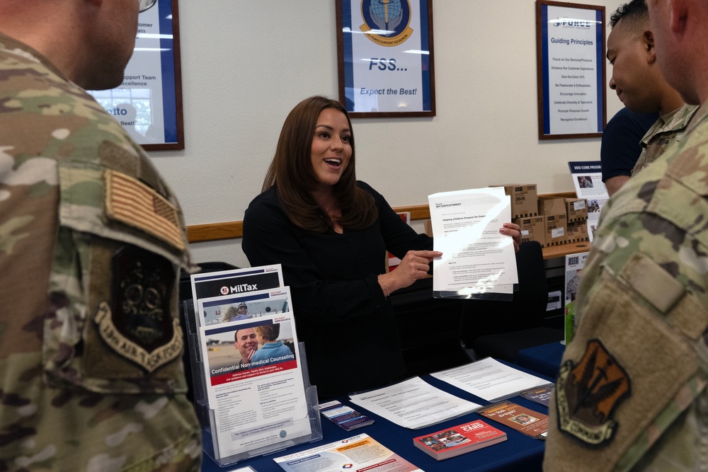 Airmen connect with helping agencies