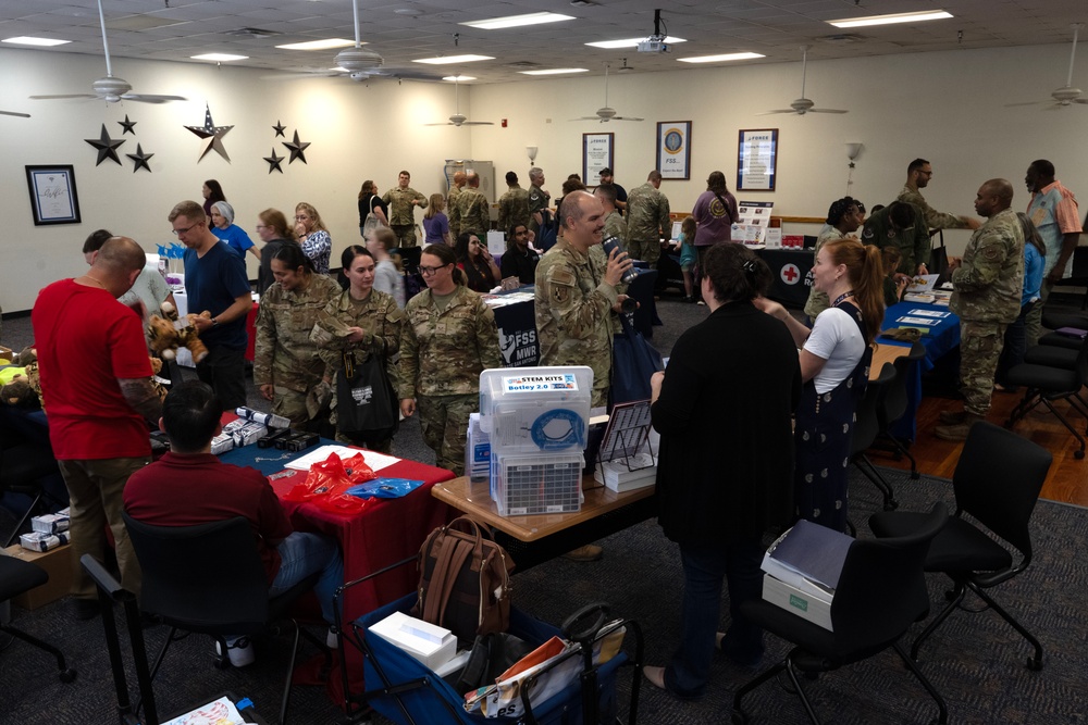 Airmen connect with helping agencies