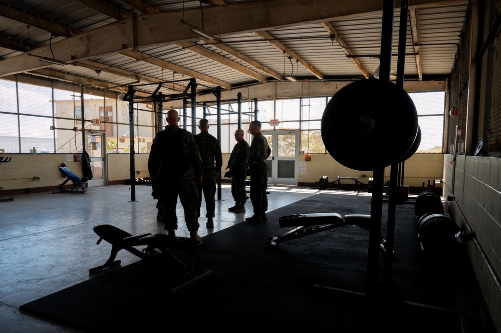 MARFORSOUTH command team  visits JTF-SG personnel