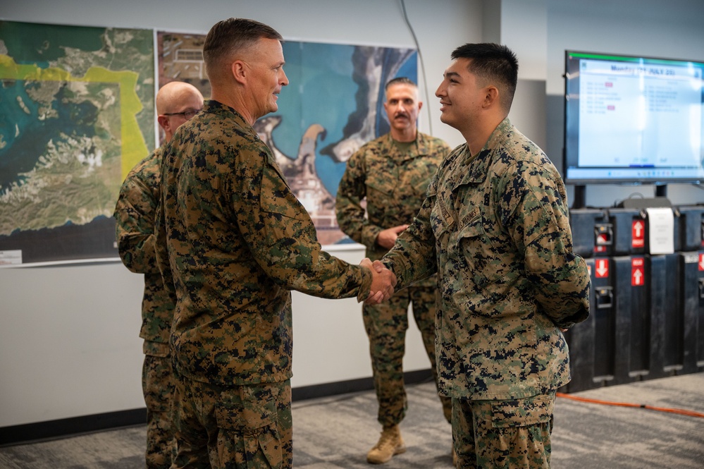 MARFORSOUTH command team  visits JTF-SG personnel