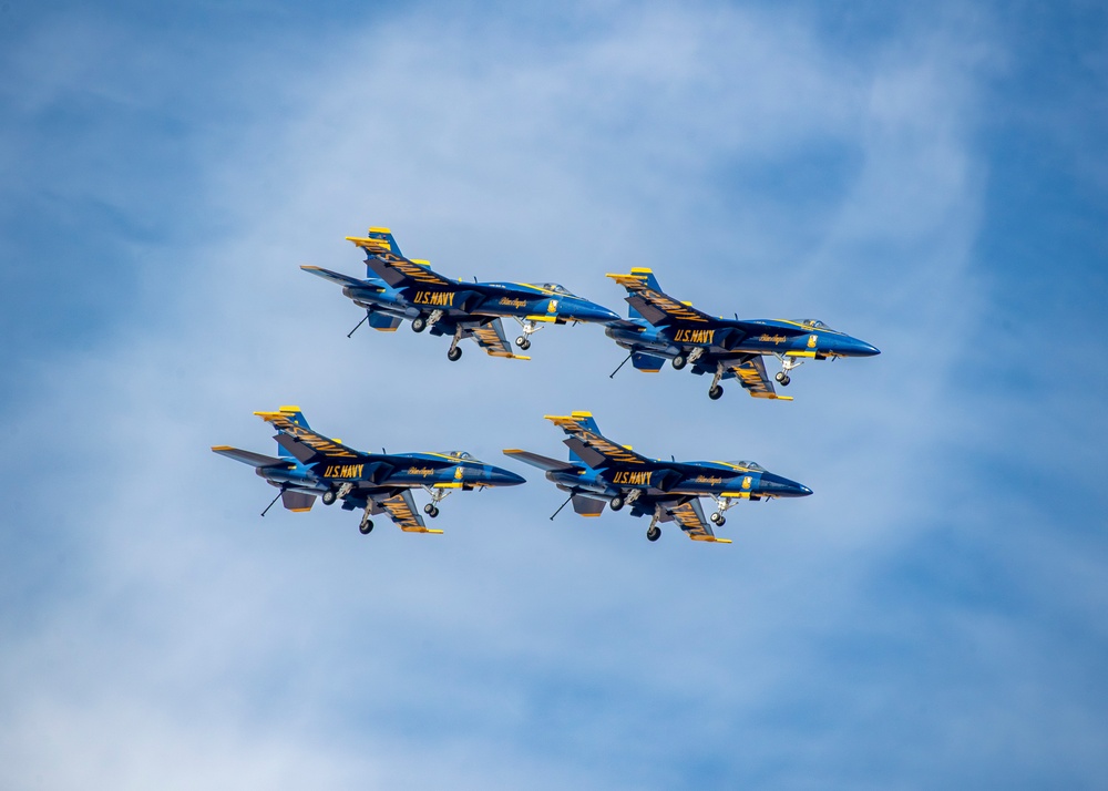 The Blue Angels’ conduct Winter Training in  El Centro