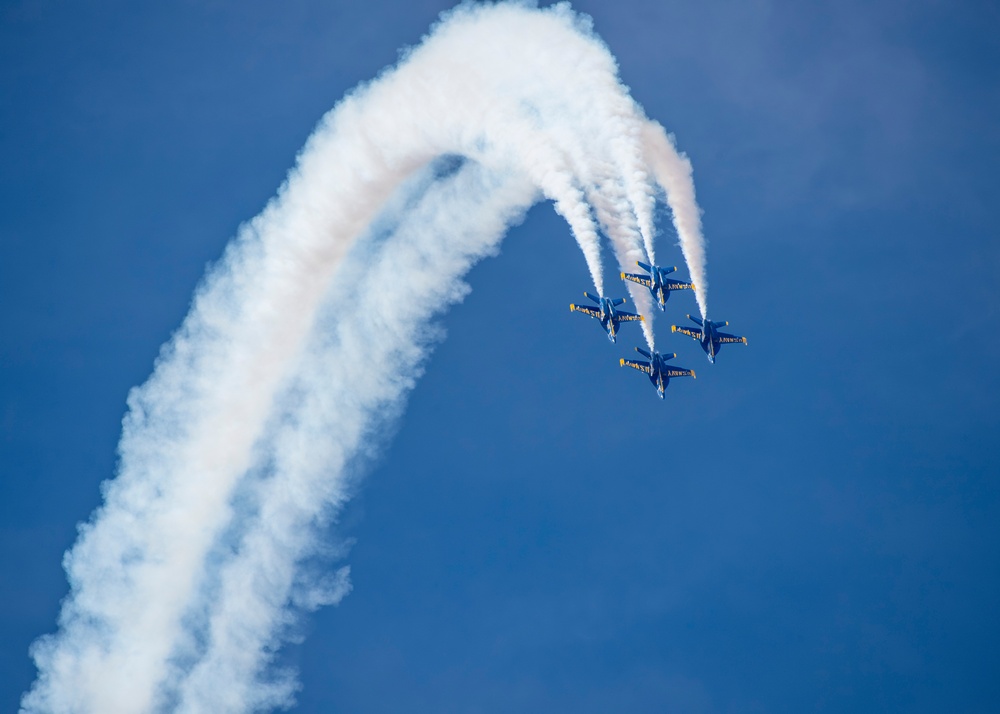 The Blue Angels’ conduct Winter Training in  El Centro
