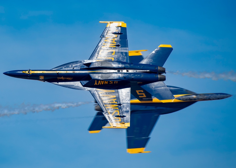The Blue Angels’ conduct Winter Training in  El Centro