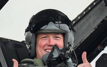 SECARMY flies with the DC Air National Guard