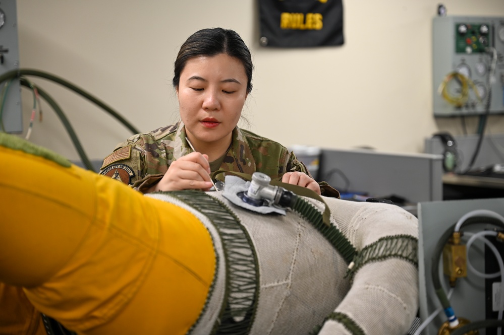 9th PSPTS repairs U-2 high altitude pressure suit