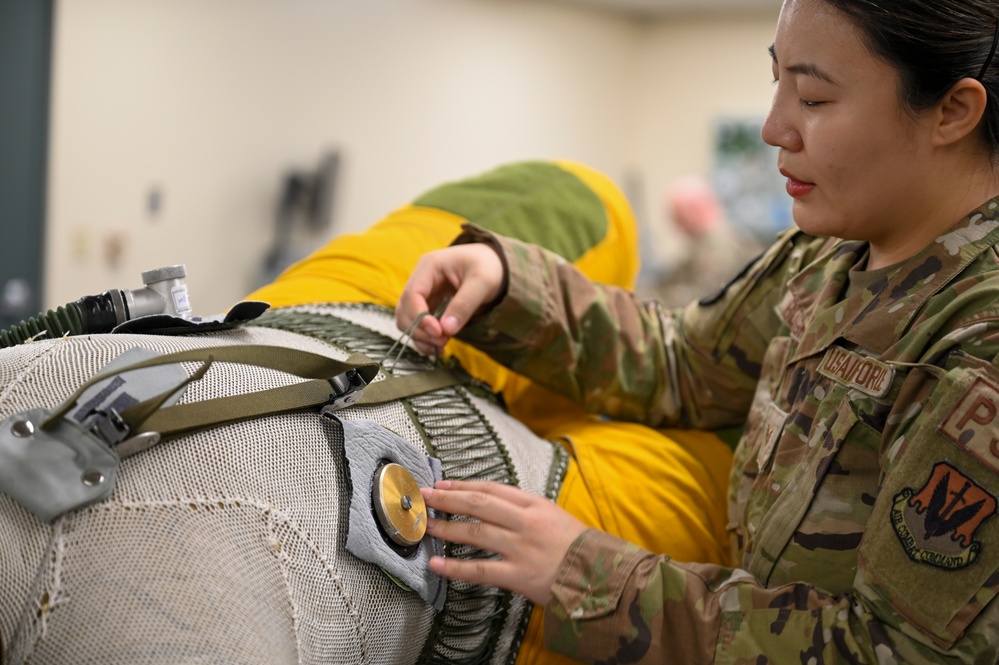 9th PSPTS repairs U-2 high altitude pressure suit