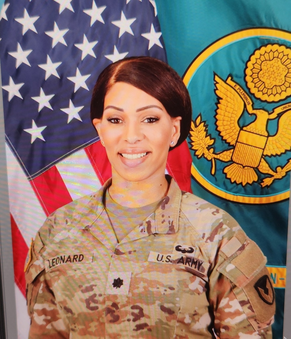 LTC Tanya Leonard