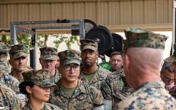 Commandant, Gen. Eric M. Smith visits MARCENT &amp; USCENTCOM