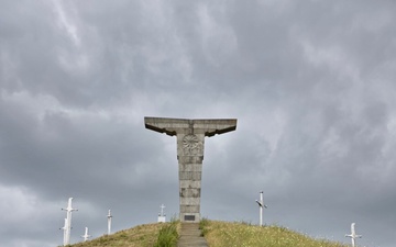 WRAIR-EME conducts a staff ride to Didgori Memorial