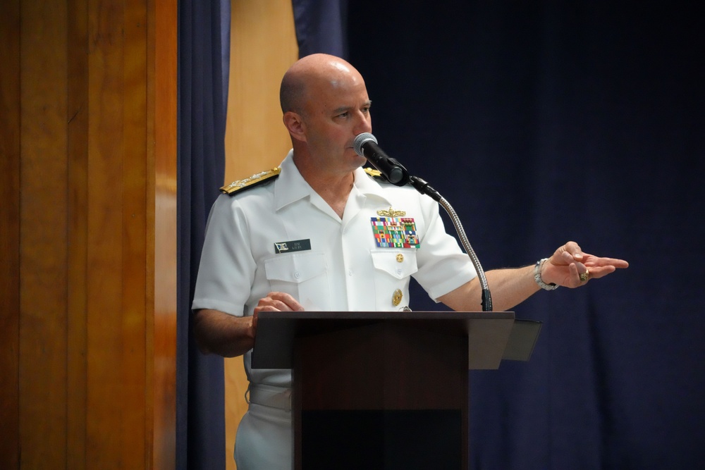 Surface Warfare legend, SWSC director, retires after 50+ years of Navy service