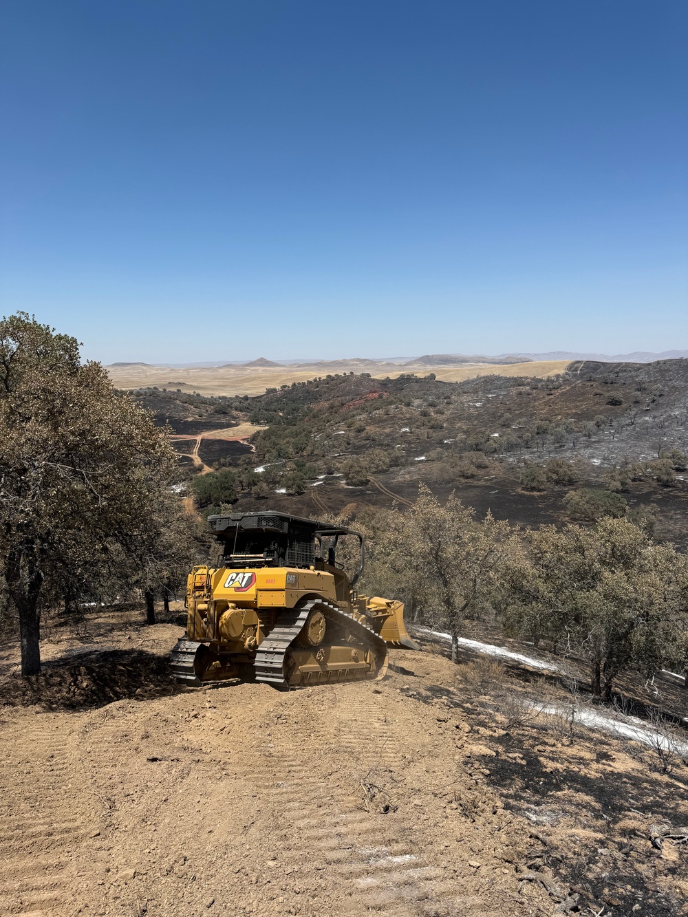 Fort Hunter Liggett supports the Madre Fire